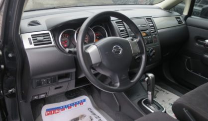 Nissan TIIDA 2008