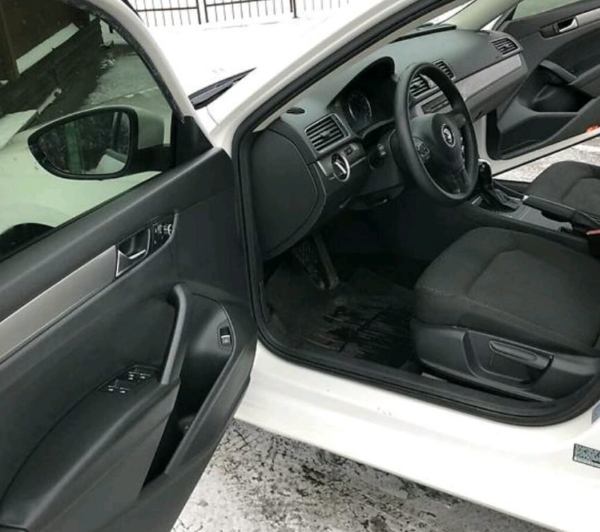 Volkswagen Passat B7 2012