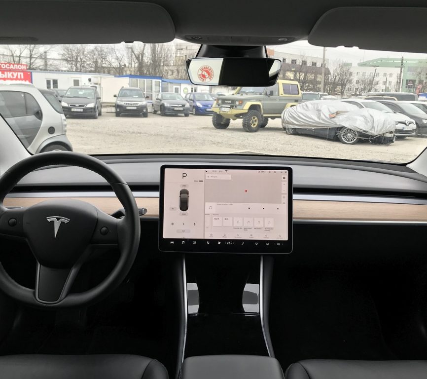 Tesla Model 3 2018