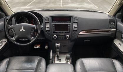 Mitsubishi Pajero Wagon 2013