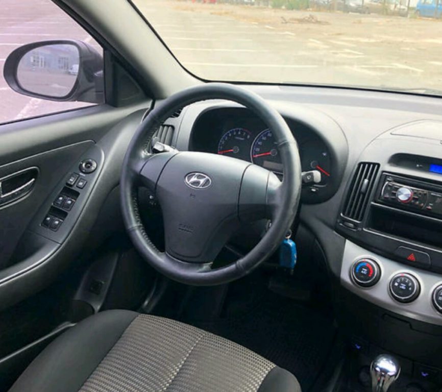 Hyundai Elantra 2010