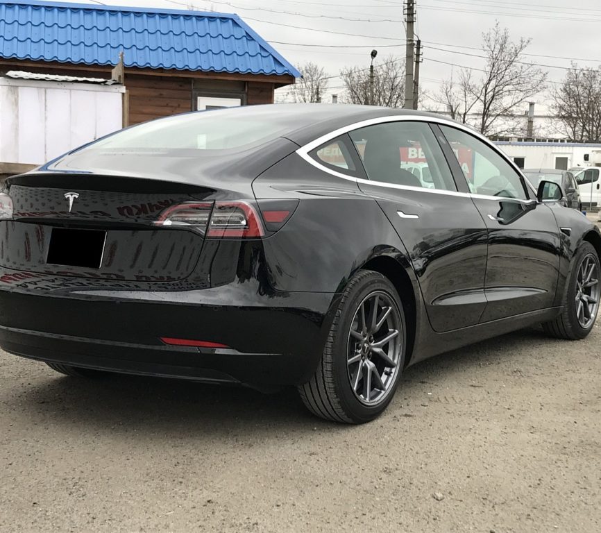 Tesla Model 3 2018