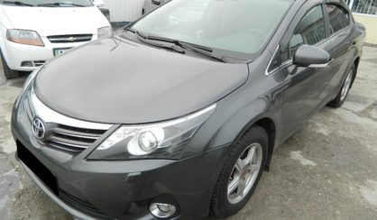 Toyota Avensis 2012