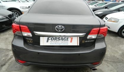 Toyota Avensis 2012