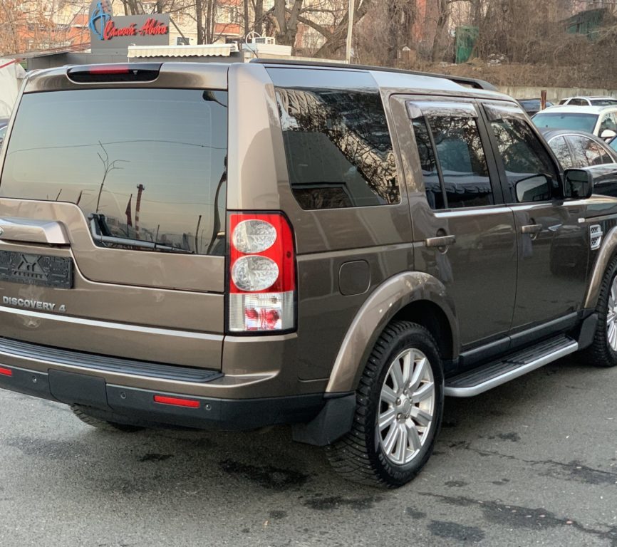 Land Rover Discovery 2013