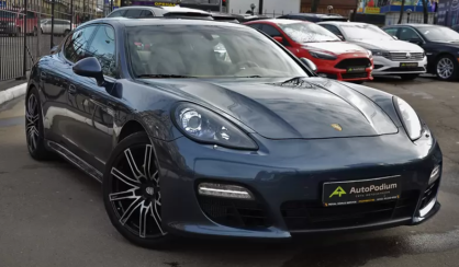 Porsche Panamera 2012