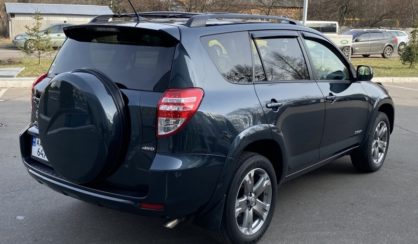 Toyota Rav 4 2010