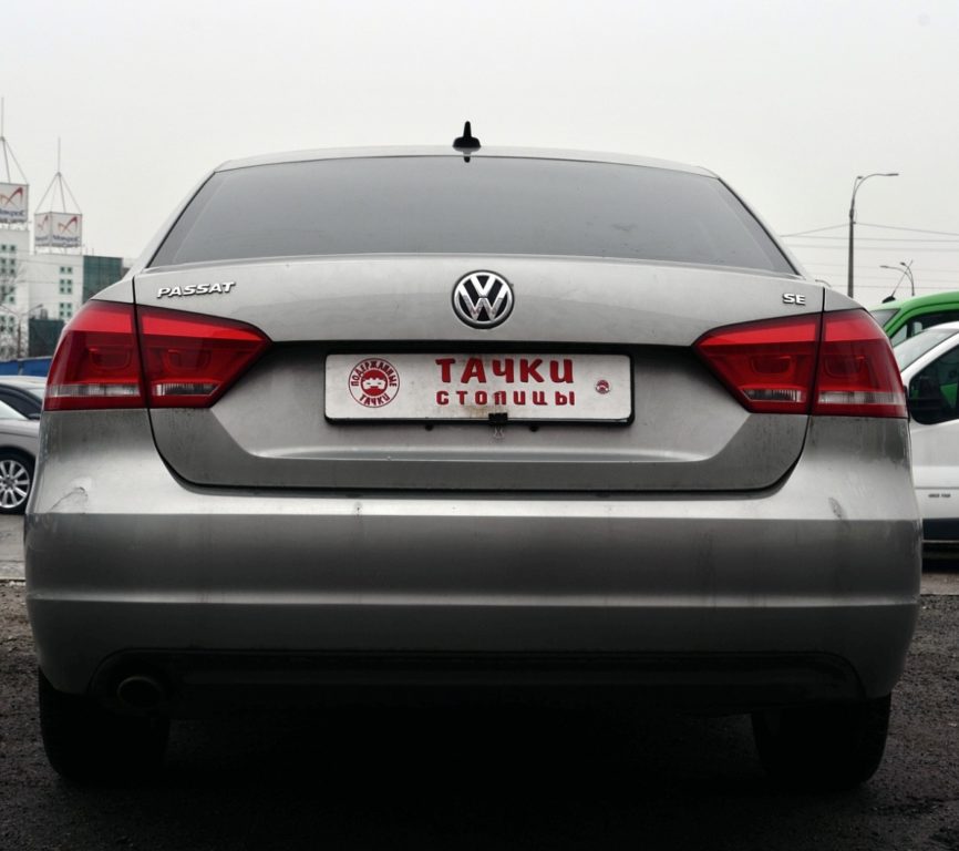 Volkswagen Passat B7 2013