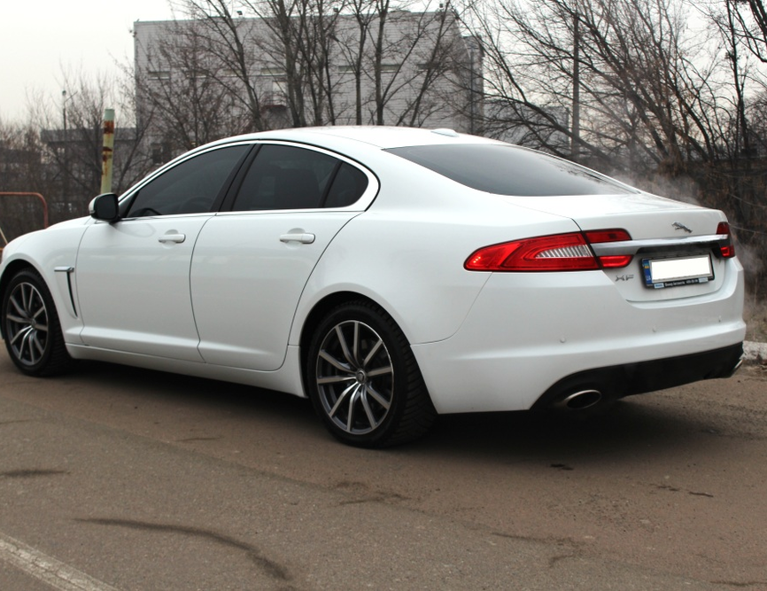 Jaguar XF 2013