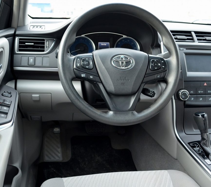 Toyota Camry 2016