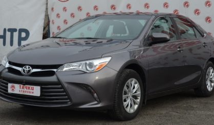 Toyota Camry 2016