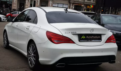 Mercedes-Benz CLA 200 2013