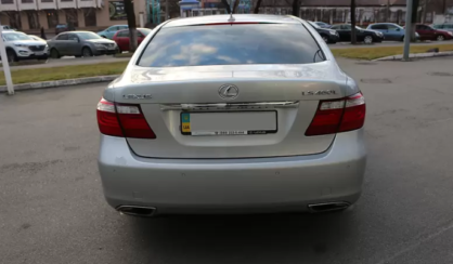 Lexus LS 460 2008