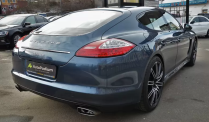 Porsche Panamera 2012