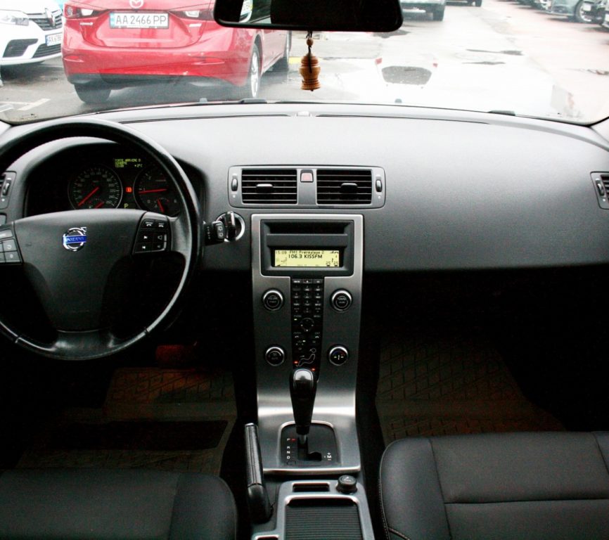 Volvo V50 2009