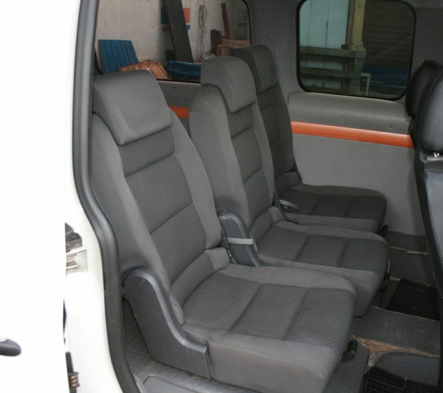 Volkswagen Caddy пасс. 2008