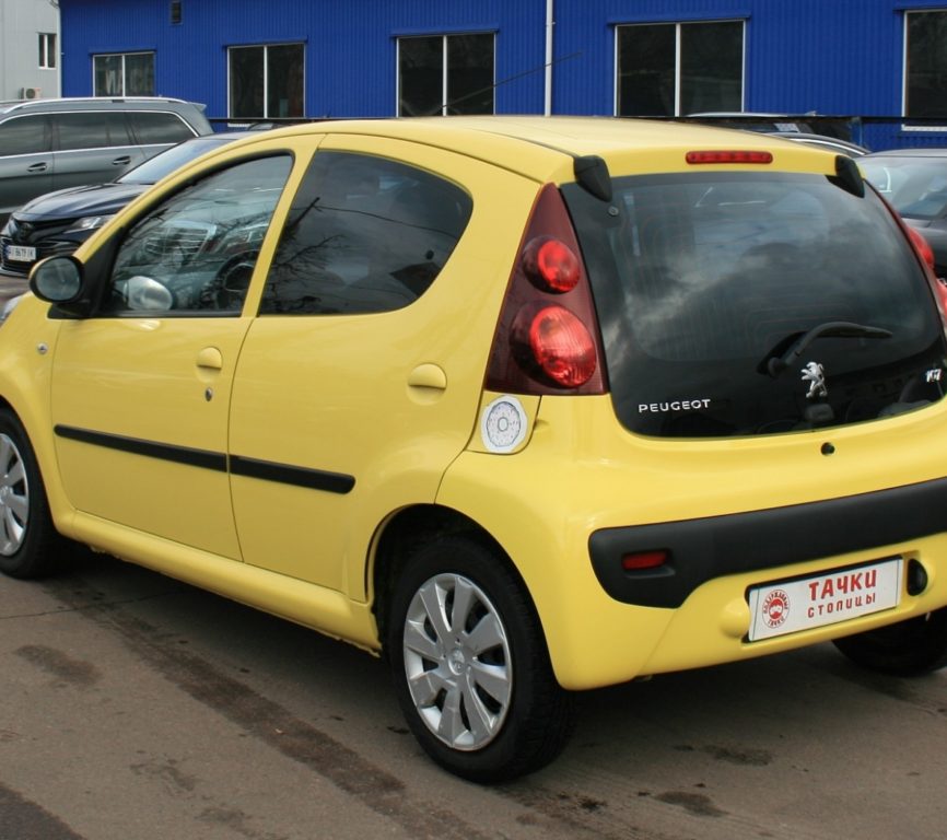 Peugeot 107 2012