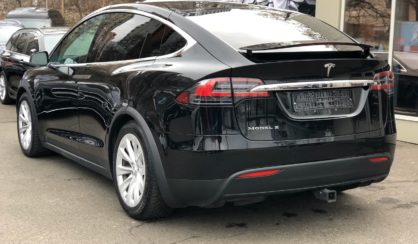 Tesla Model X 2016