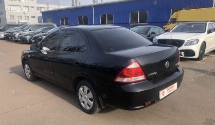 Nissan Almera 2008