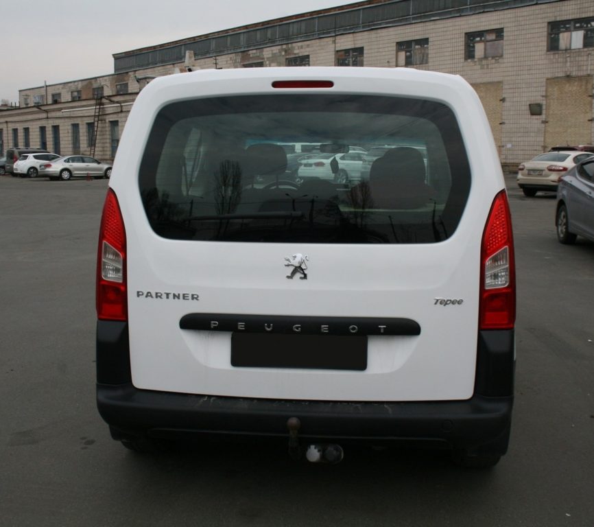 Peugeot Partner пасс. 2010