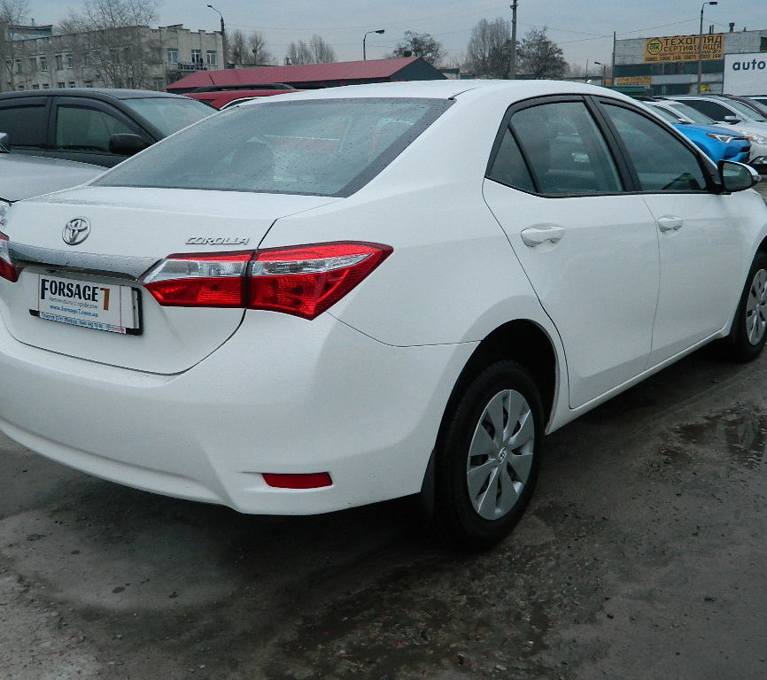 Toyota Corolla 2015