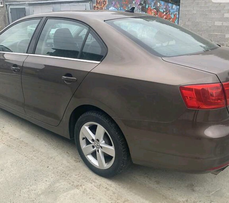 Volkswagen Jetta 2011