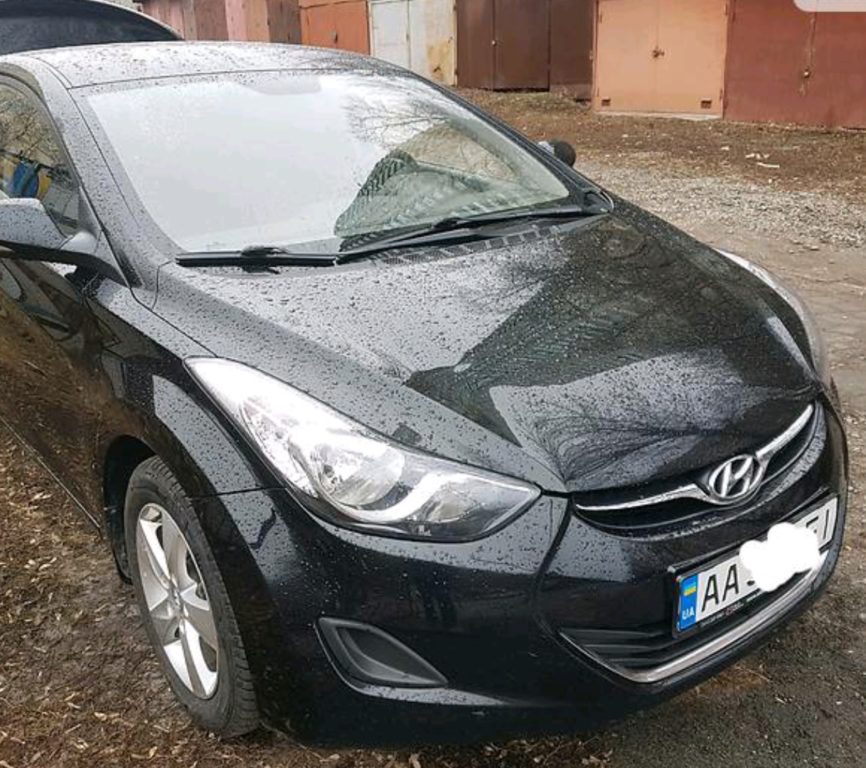 Hyundai Elantra 2013