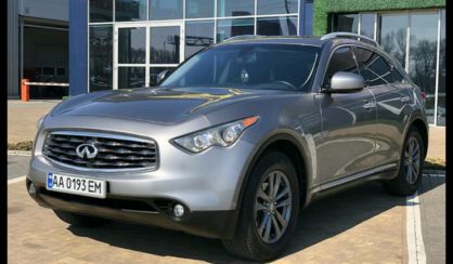 Infiniti FX 35 2010