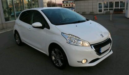 Peugeot 208 2014