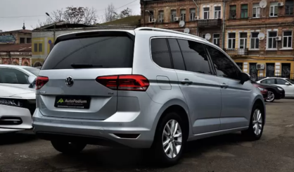 Volkswagen Touran 2015