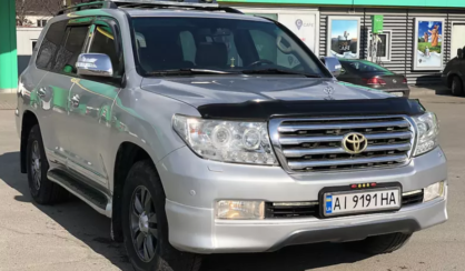 Toyota Land Cruiser 200 2009