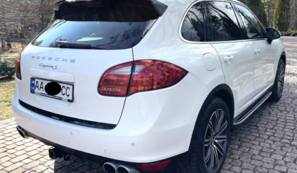 Porsche Cayenne 2012