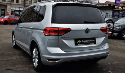 Volkswagen Touran 2015