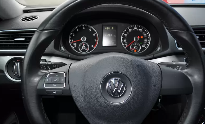 Volkswagen Passat B7 2013