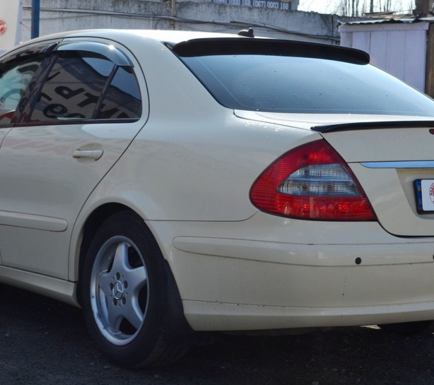 Mercedes-Benz E-Class 2006