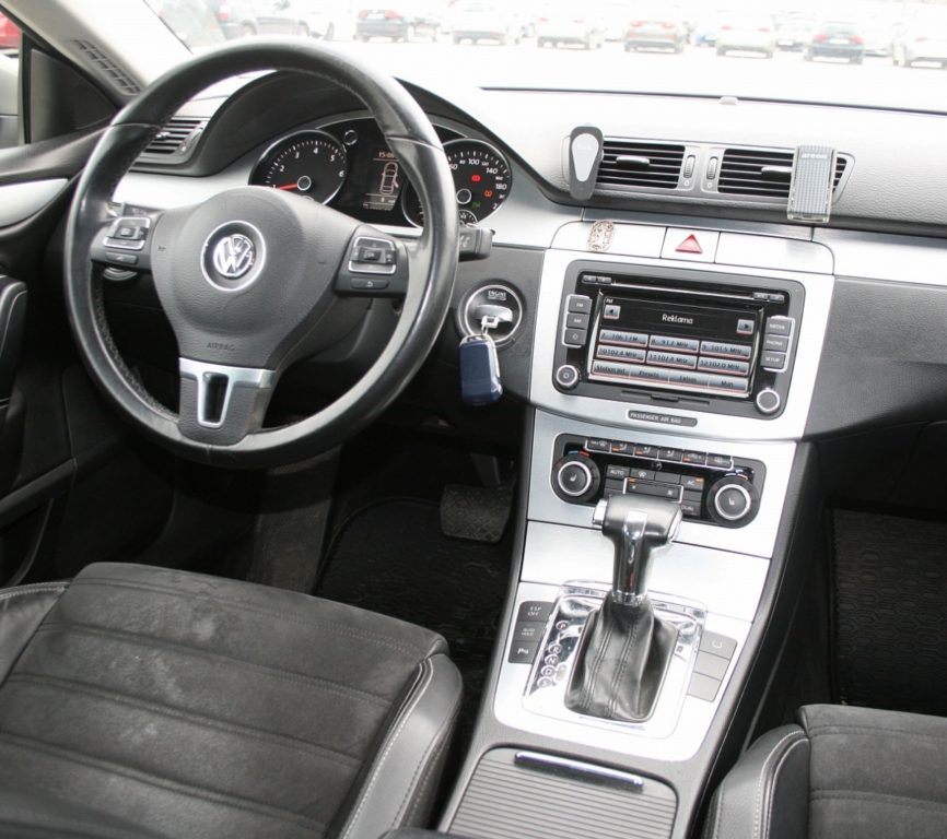 Volkswagen Passat CC 2010