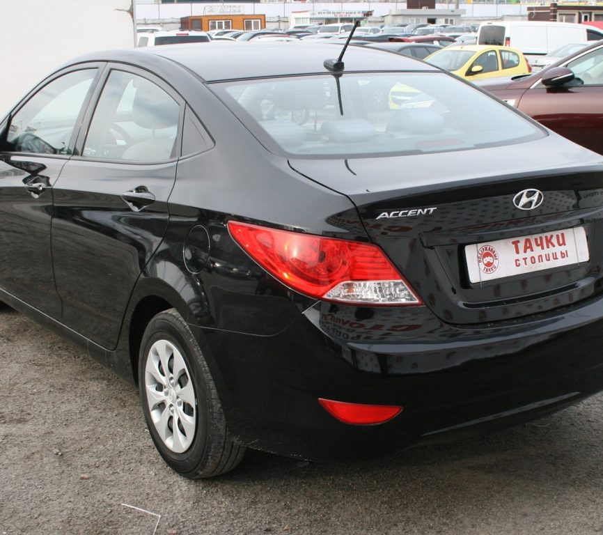 Hyundai Accent 2015