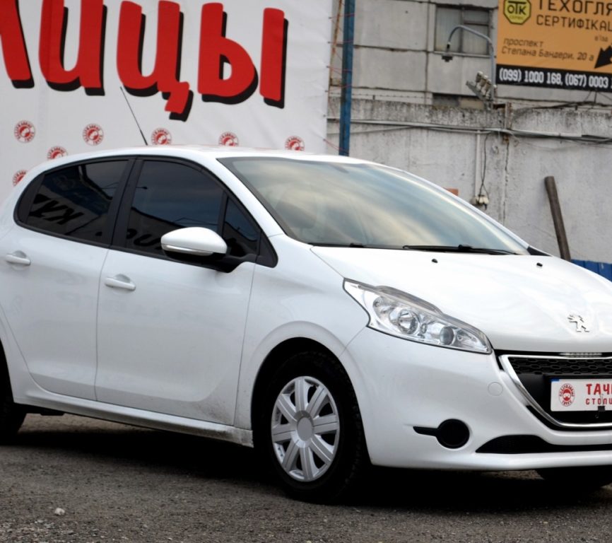 Peugeot 208 2013