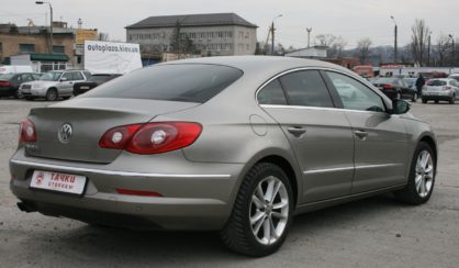 Volkswagen Passat CC 2010