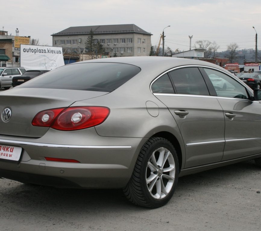 Volkswagen Passat CC 2010