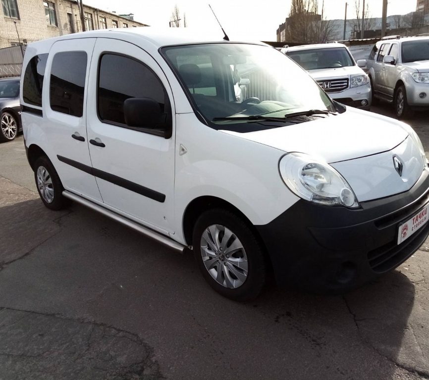 Renault Kangoo пасс. 2011