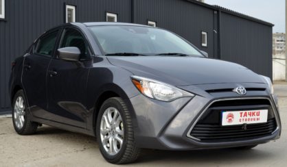 Toyota Yaris 2016