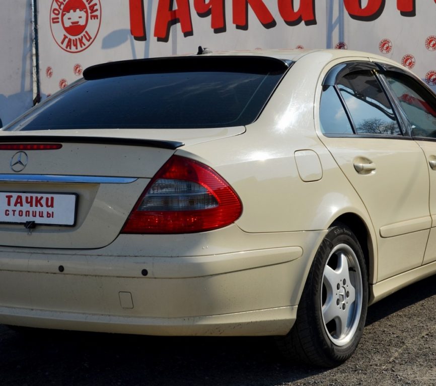 Mercedes-Benz E-Class 2006