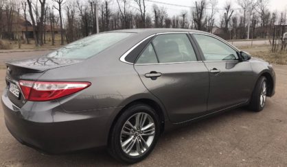 Toyota Camry 2016