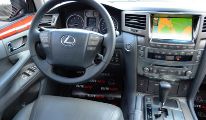 Lexus LX 570 2011