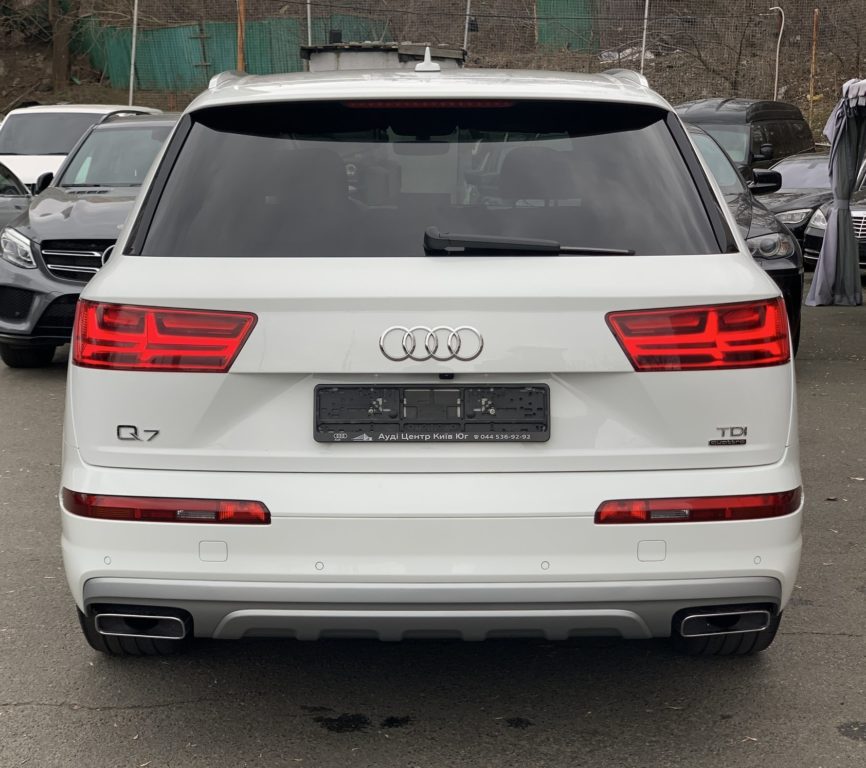 Audi Q7 2016