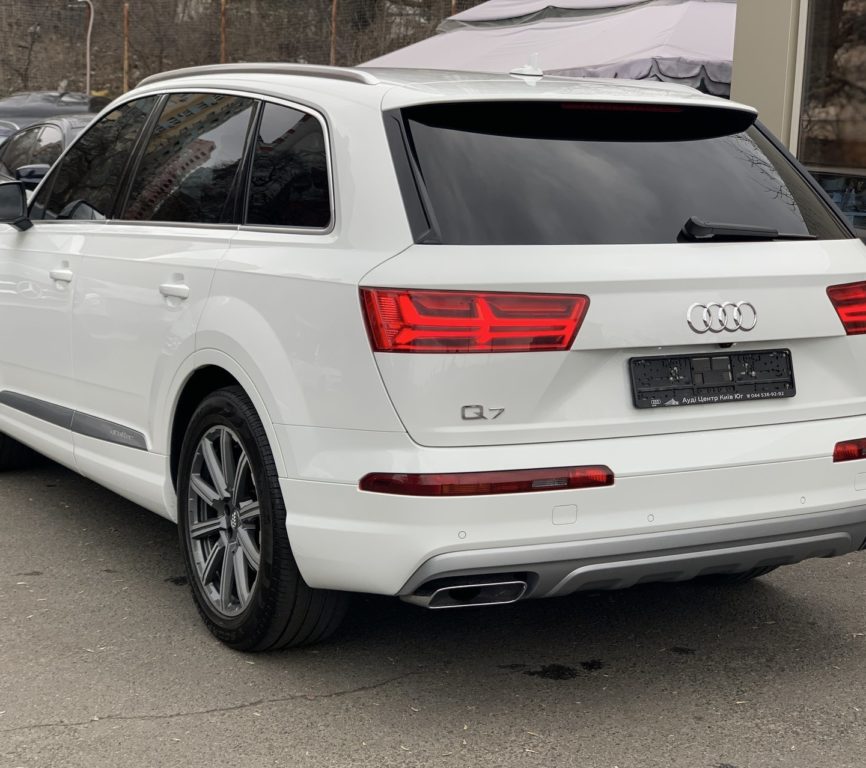 Audi Q7 2016