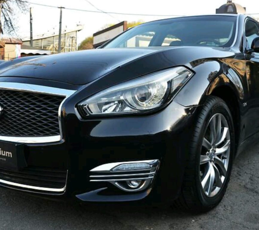 Infiniti Q70 2015