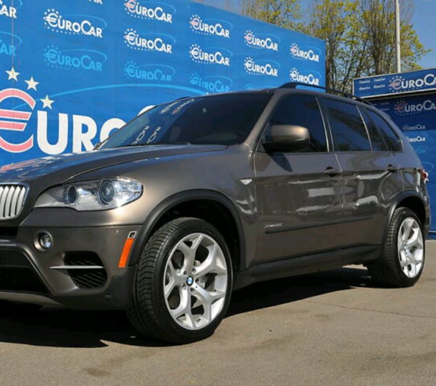 BMW X5 2011