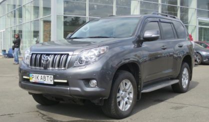 Toyota Land Cruiser Prado 2013